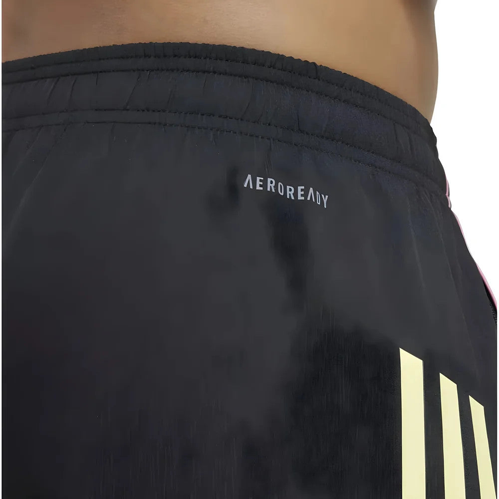 2025-2026 Juventus Downtime Shorts (Black)_2