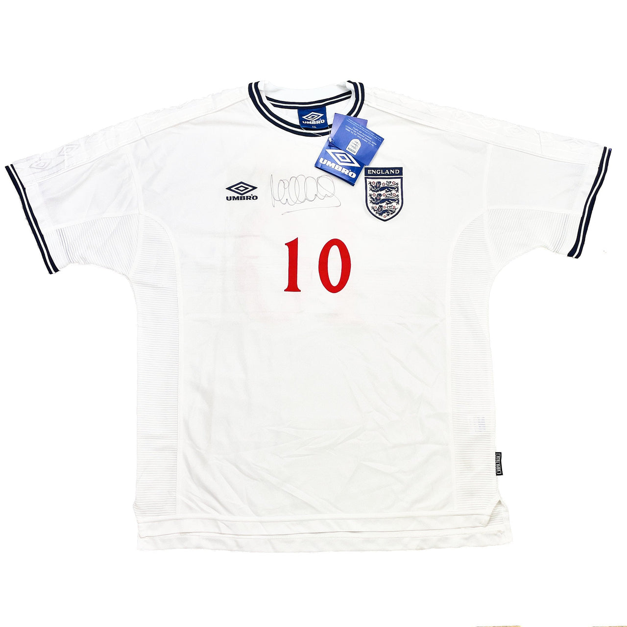 CULT KITS - 1999/01 ENGLAND OWEN #10 *SIGNED* BNWT HOME SHIRT (XXL) UMBRO