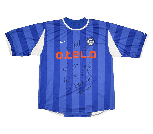 CULT KITS - 2000/01 HERTHA BERLIN *SQUAD SIGNED* HOME SHIRT (L) NIKE