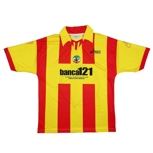 CULT KITS - 1999/00 LECCE HOME SHIRT (L) ASICS