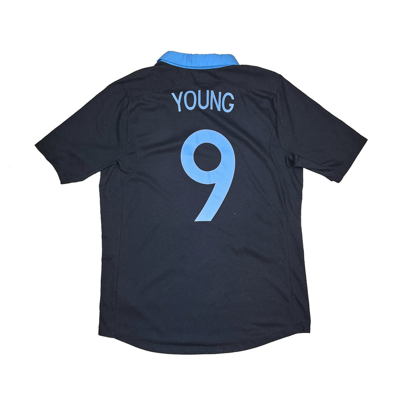 CULT KITS - 2011/12 ENGLAND YOUNG #9 AWAY SHIRT (XL) UMBRO