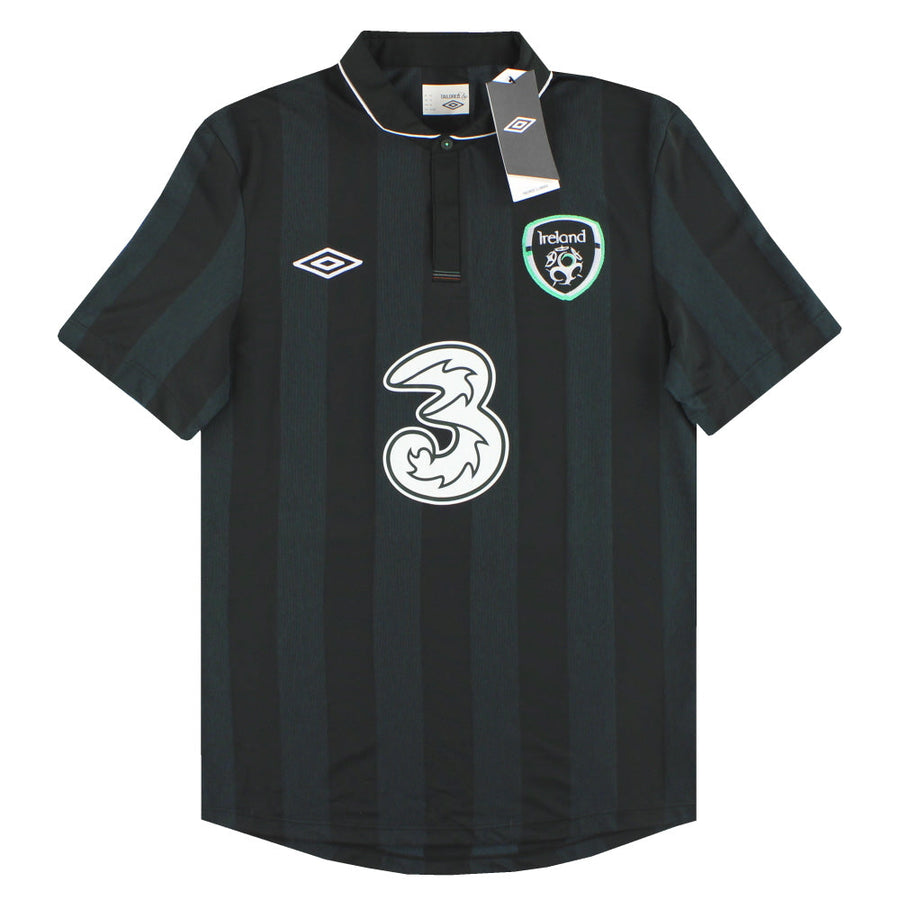 2013-14 Irland Umbro Auswärtstrikot *mit Etiketten* M