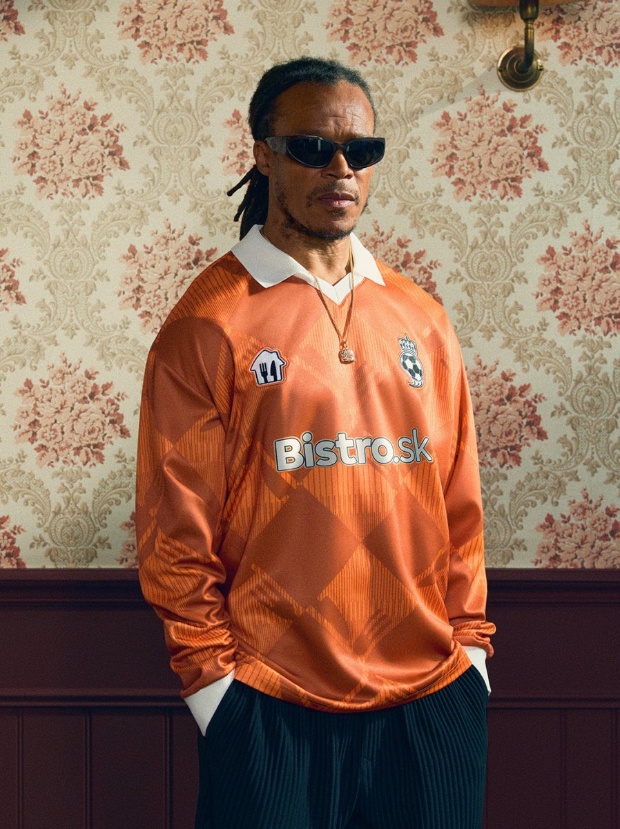 2024/25 Bistro.Sk Fußballtrikot (verschiedene Größen) Just Eat