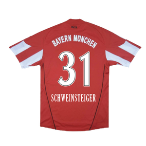 Bayern Munich 2010-11 Home Shirt (Excellent) (Schweinsteiger 31)_1