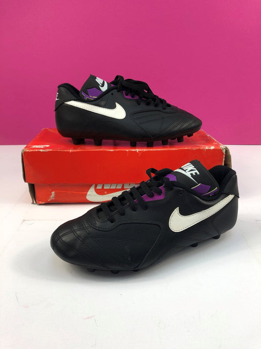1990s Nike Treviso *Brand New* Football Boots | Cult Kits, 4.5