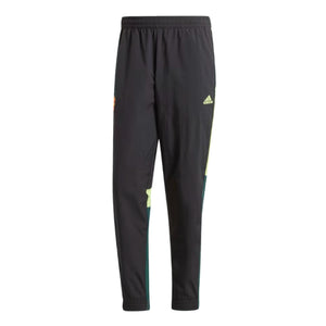 2024 Manchester United Tracksuit Bottoms (Black)_0