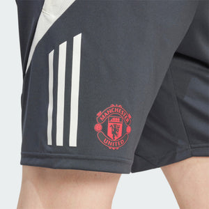 2024-2025 Man Utd EU Training Shorts (Carbon)_2