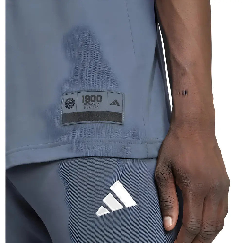 2025-2026 Bayern Munich US Tee (Bold Onix)_1