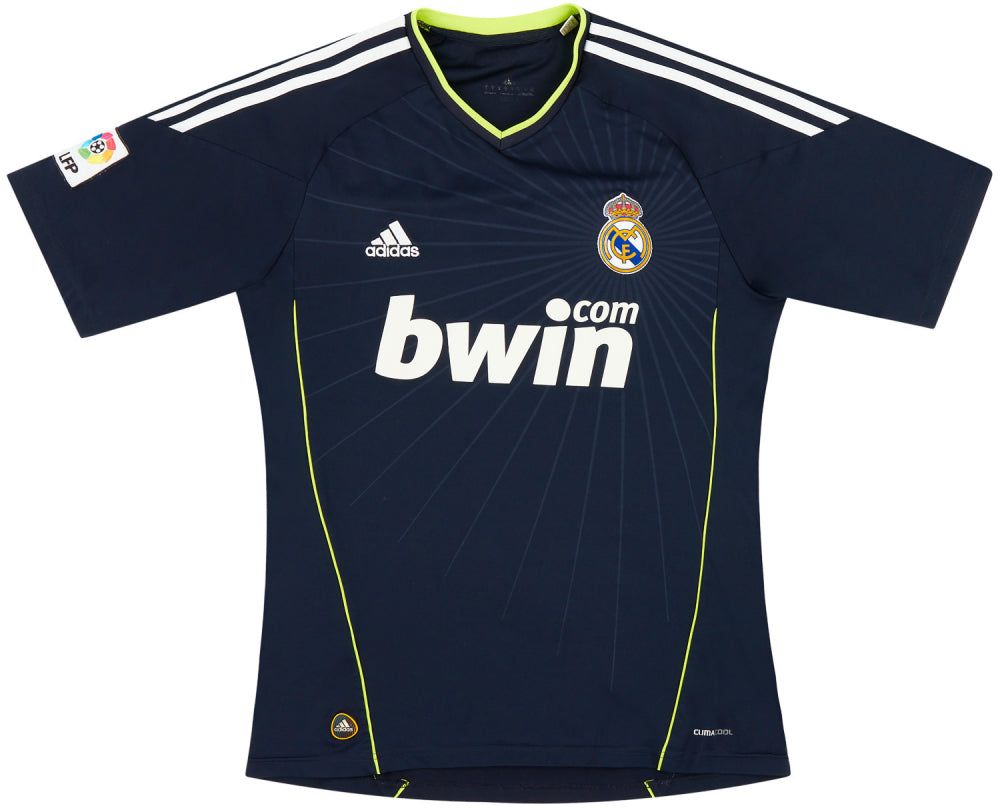 Away kit real madrid sales